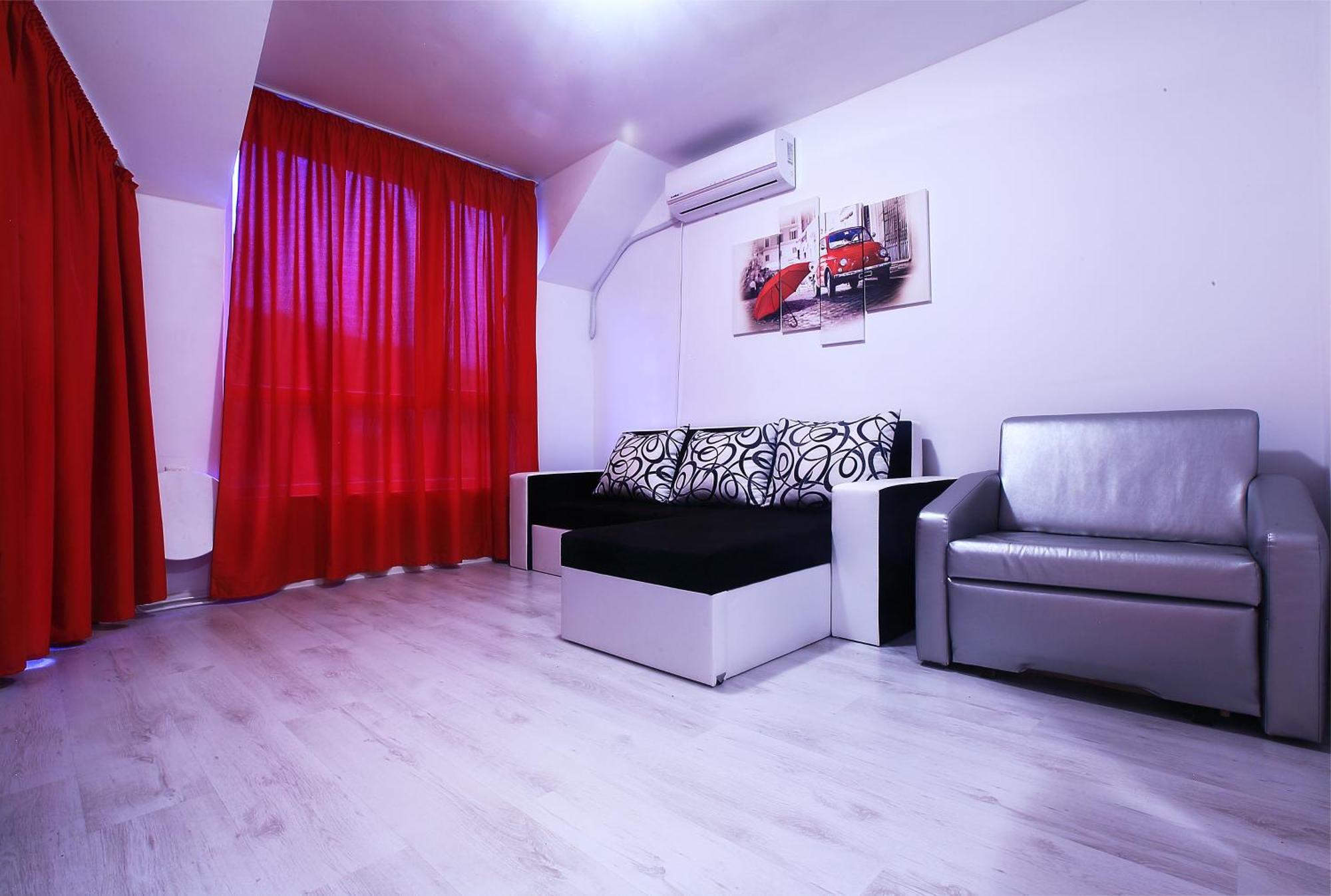 Private Apartment With Parking And Pool บัลชิค ภายนอก รูปภาพ