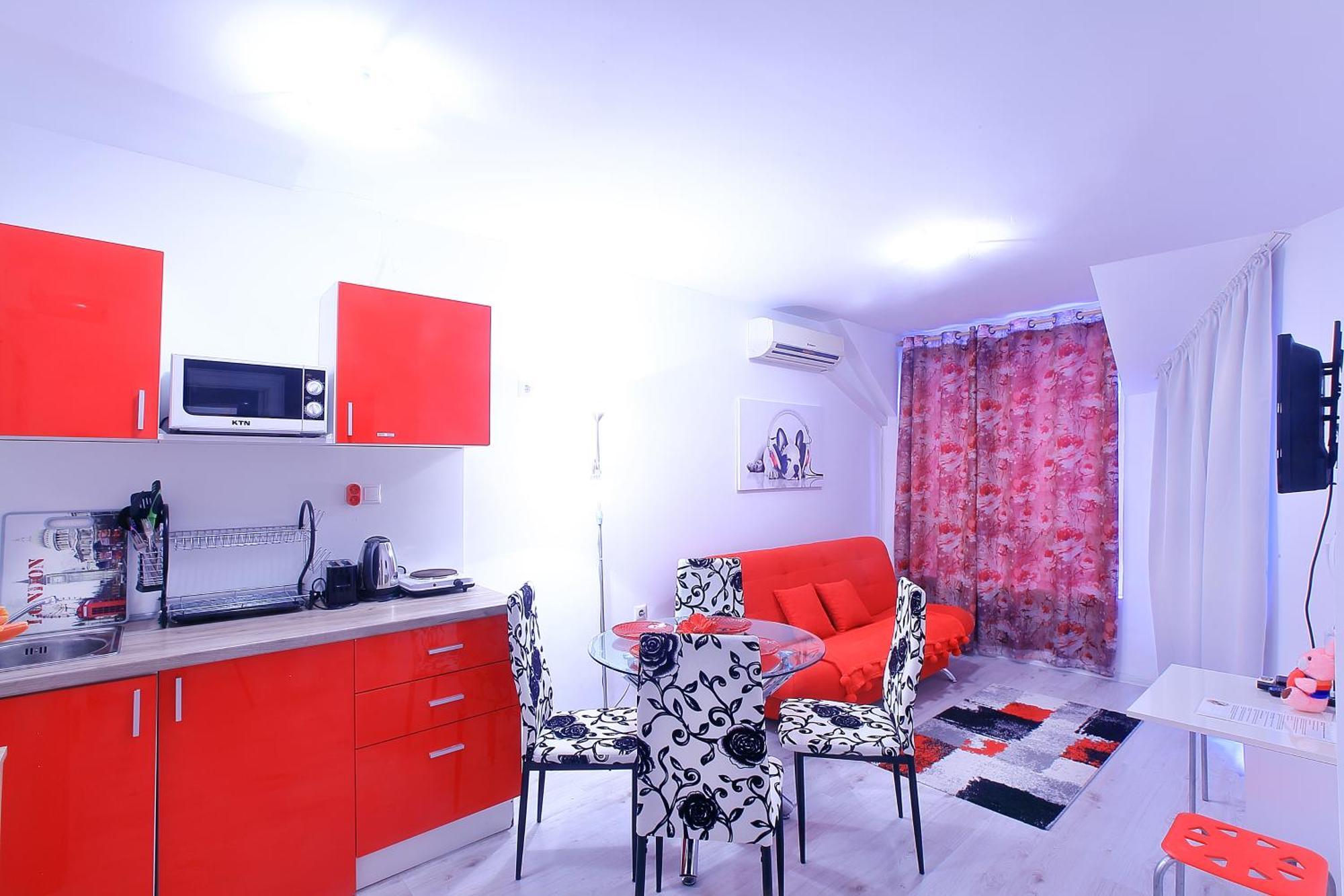 Private Apartment With Parking And Pool บัลชิค ภายนอก รูปภาพ
