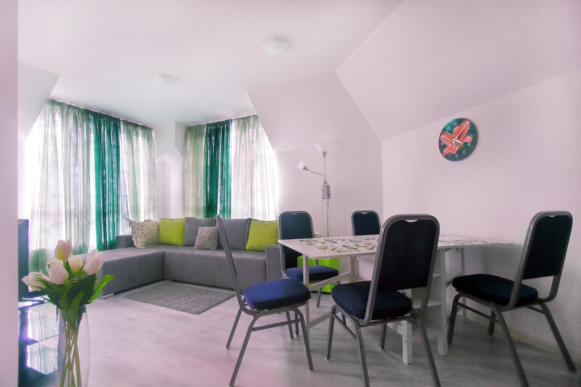 Private Apartment With Parking And Pool บัลชิค ภายนอก รูปภาพ