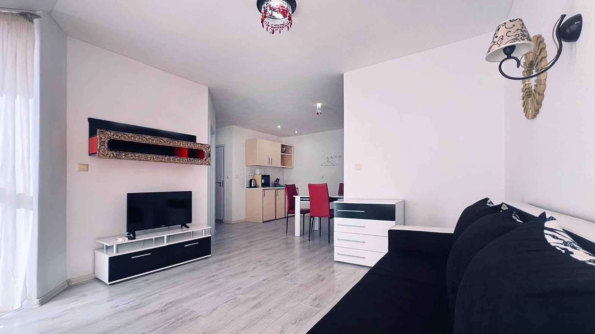 Private Apartment With Parking And Pool บัลชิค ภายนอก รูปภาพ