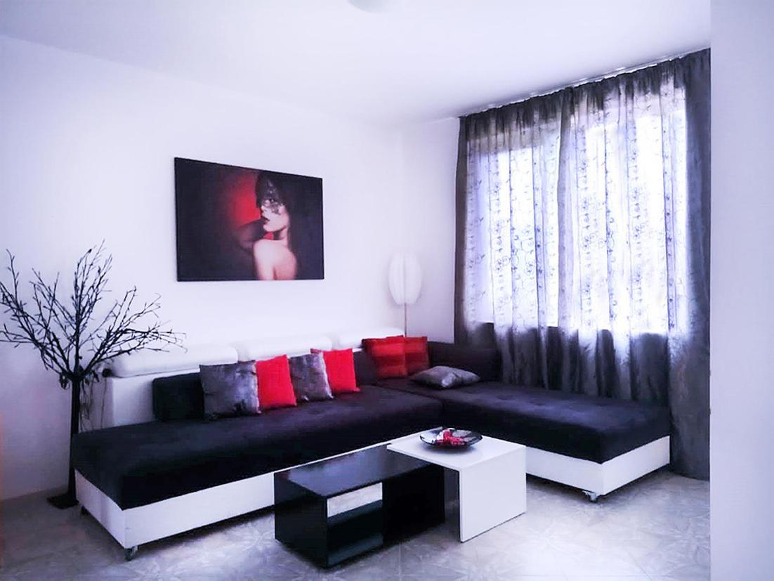 Private Apartment With Parking And Pool บัลชิค ภายนอก รูปภาพ