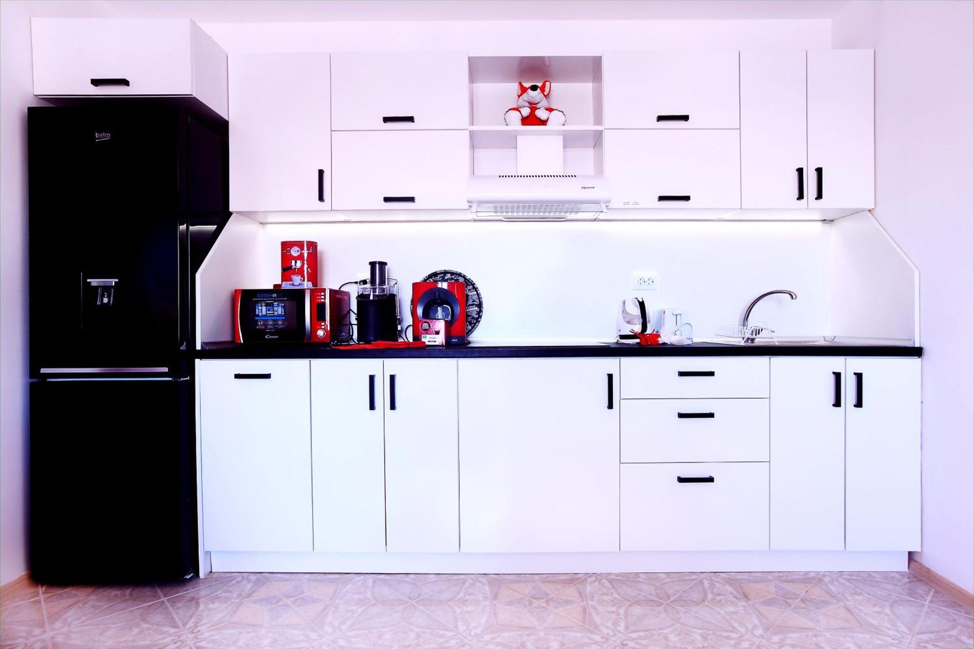 Private Apartment With Parking And Pool บัลชิค ภายนอก รูปภาพ