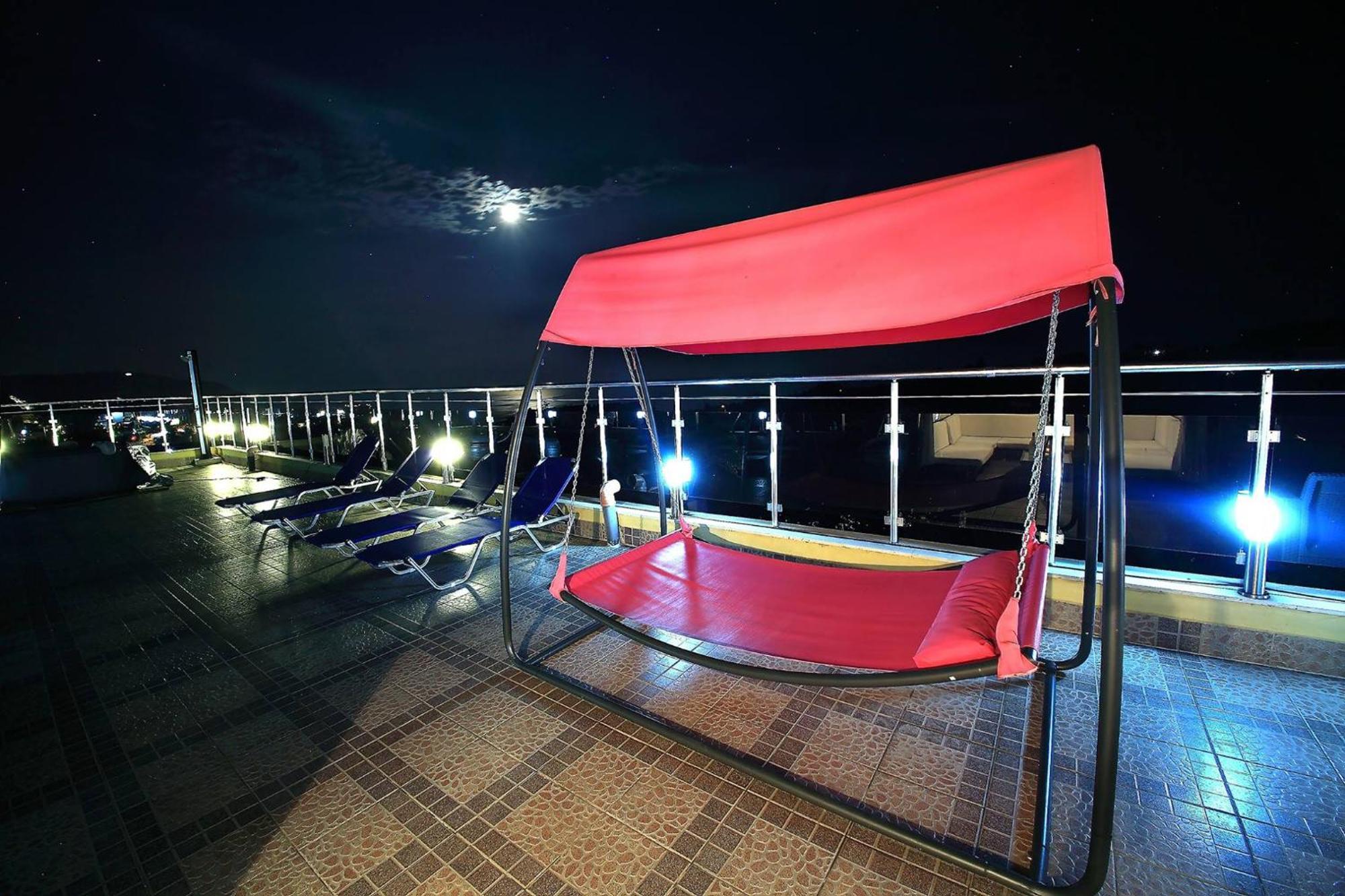 Private Apartment With Parking And Pool บัลชิค ภายนอก รูปภาพ