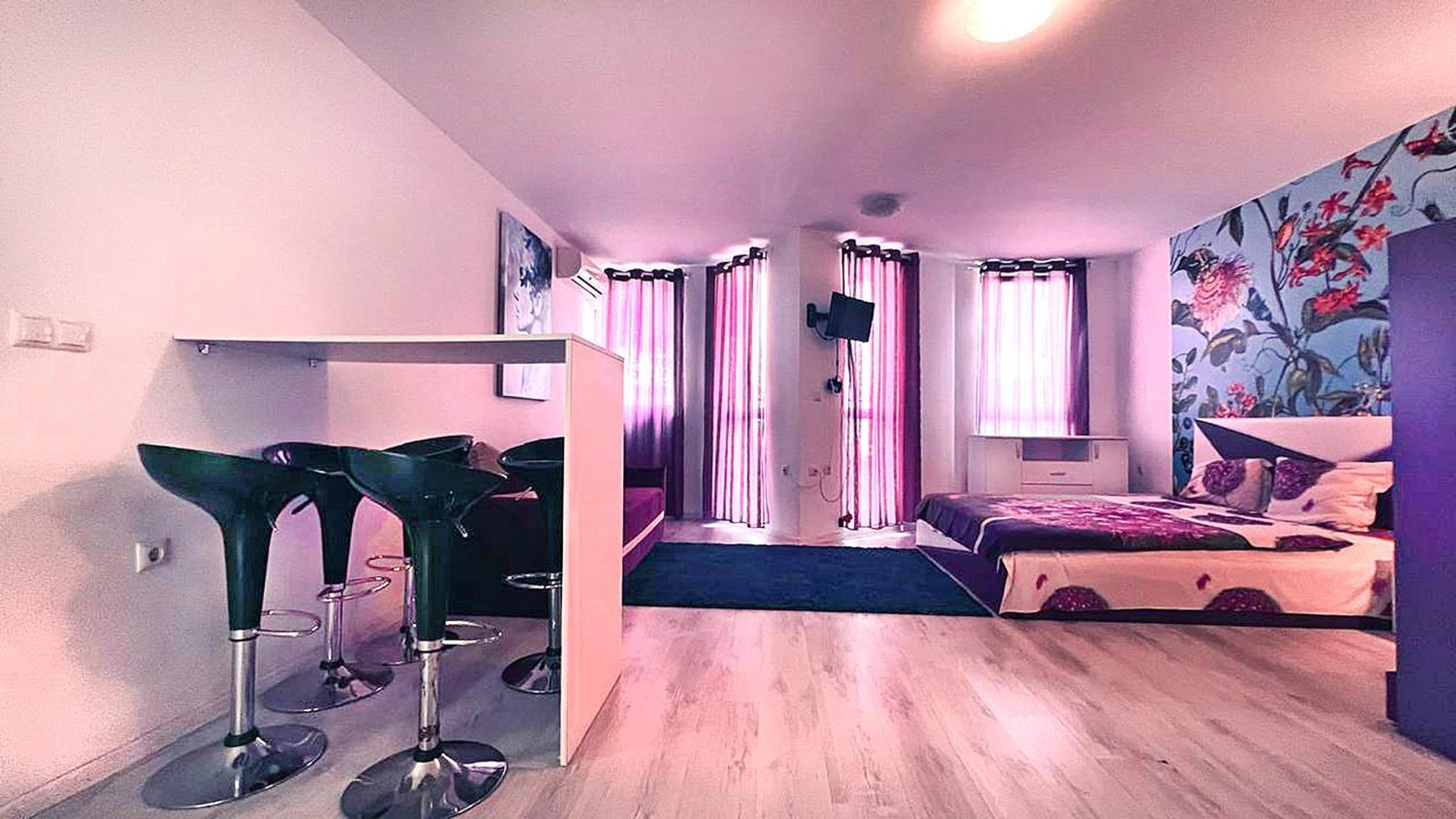 Private Apartment With Parking And Pool บัลชิค ภายนอก รูปภาพ